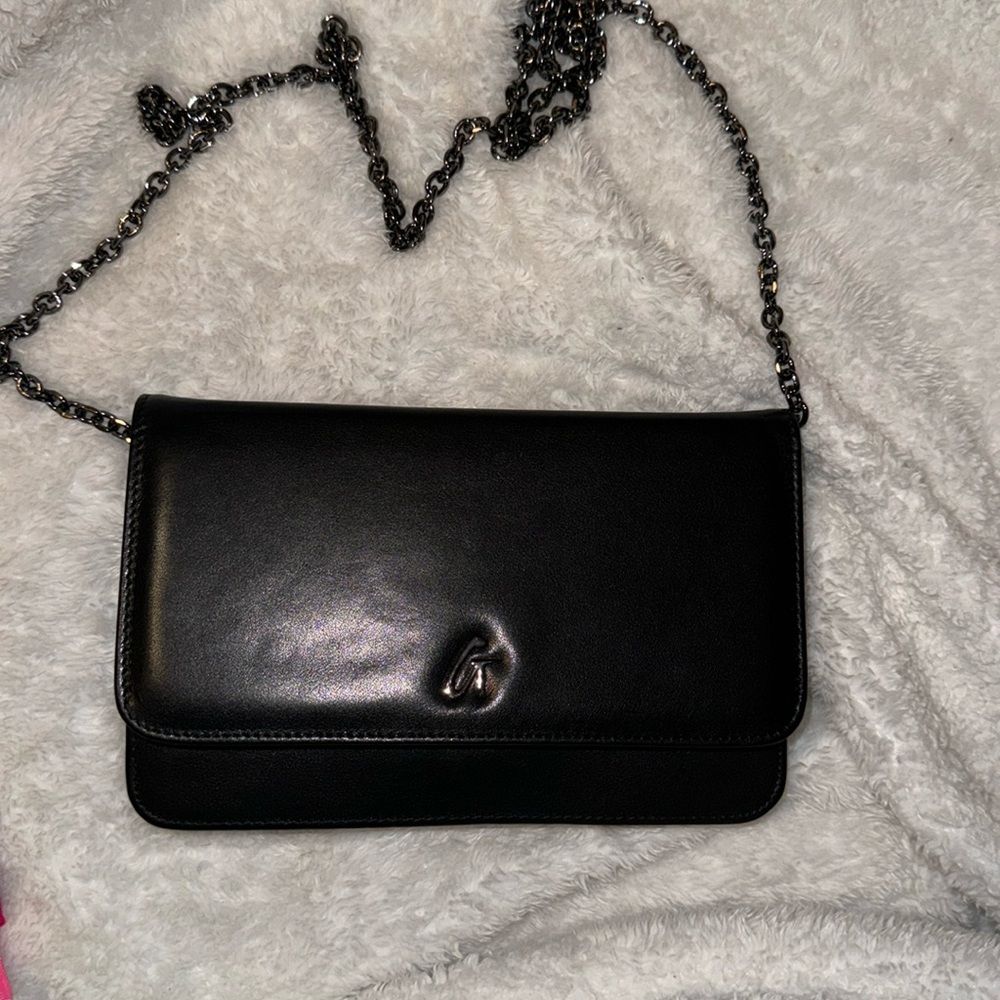 Black Glam-aholic Wallet on chain